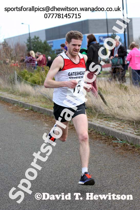 Senior mens Elswick Harriers Good Friday Road Relays. Photo: David T. Hewitson/Sports for All Pics